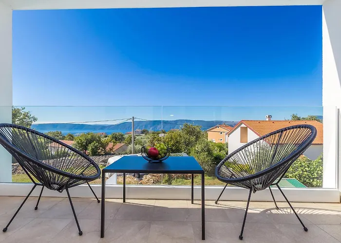 펜션 3 Bedroom Gorgeous In Linardići