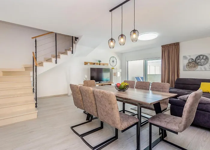 펜션 3 Bedroom Gorgeous In *