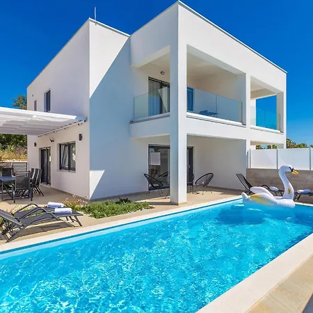 Holiday home 3 Bedroom Gorgeous In