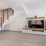 Cozy In *