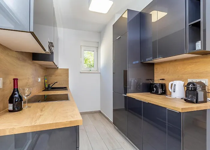 3 Bedroom Gorgeous In 度假居 *