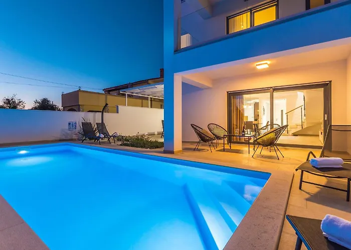 3 Bedroom Gorgeous In *
